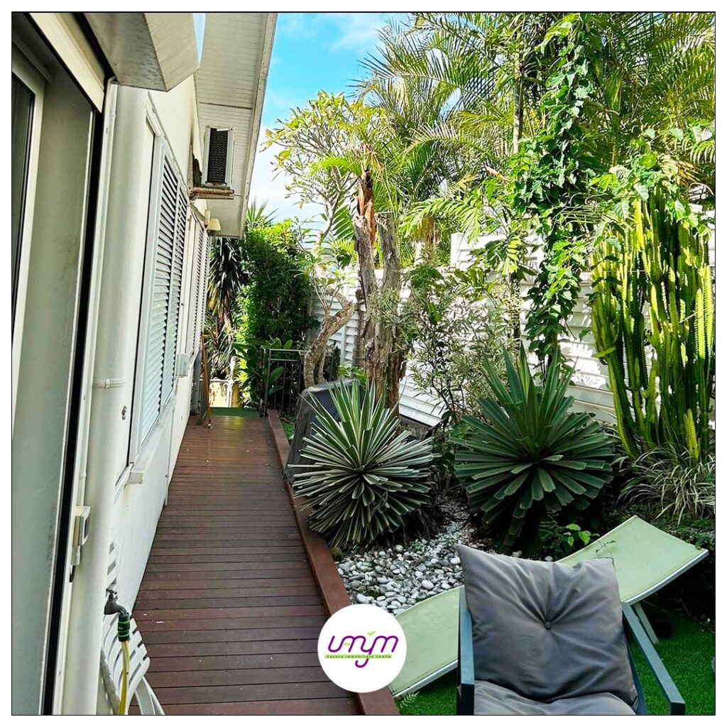 Maison F5 à Nouméa avec piscine et terrain de 3 ares 95, en vente par l'agence Vanym