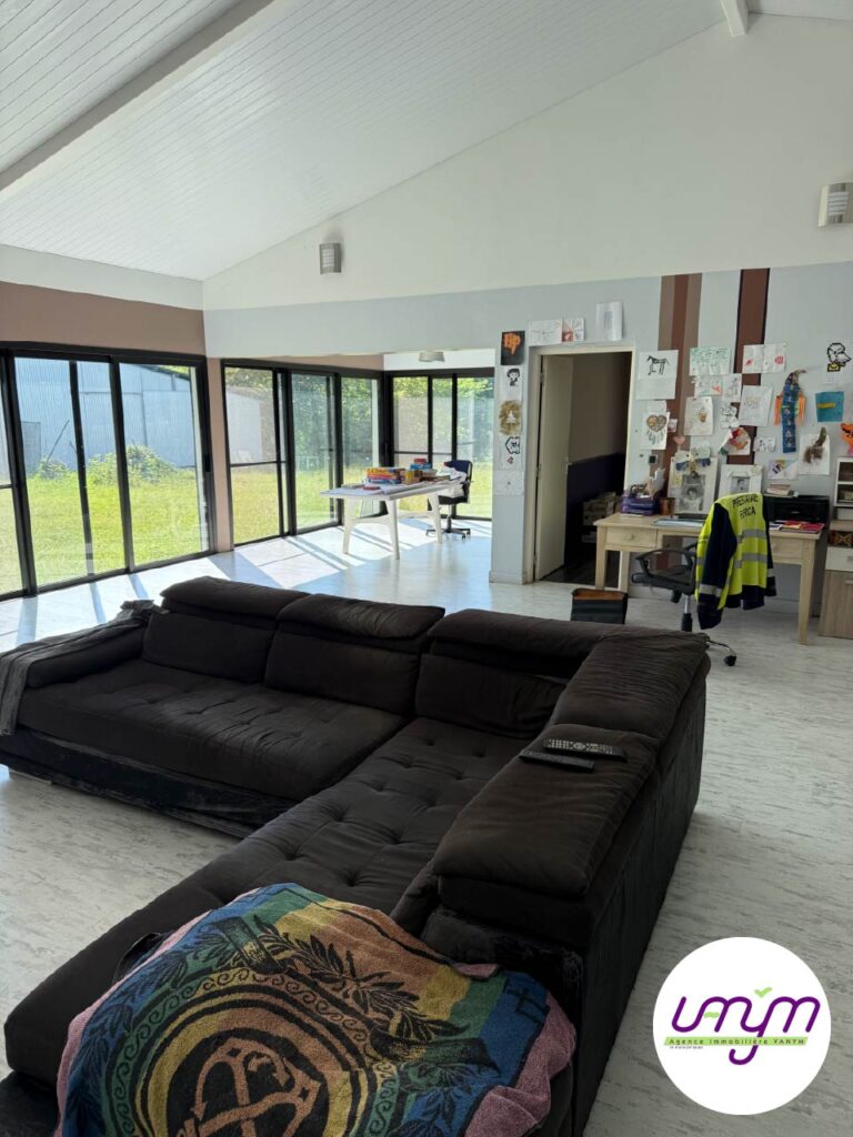 Maison F4 La Foa (Ouatom) à vendre, 160 m² sur un terrain de 3 hectares, Nouvelle-Calédonie